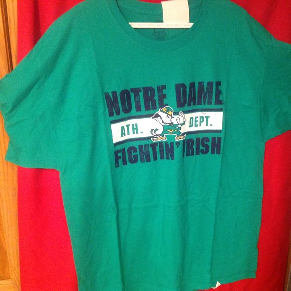 Norte Dame tshirt - Picture 1 of 3